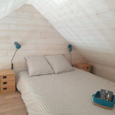 Gite Atypique Avec Jacuzzi Hillion Kültér fotó